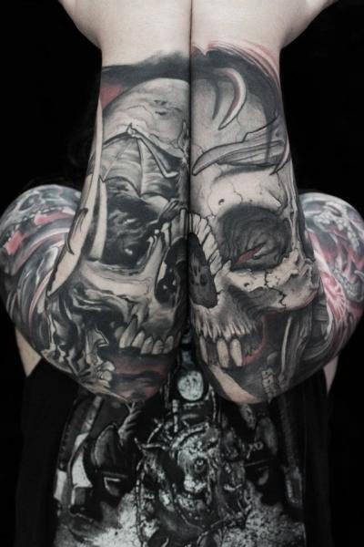 skull tatoo montre