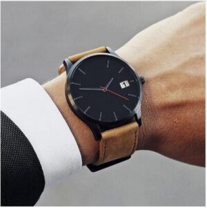 "HeroTime: Montre Sportive en Cuir pour Homme, Style Militaire, Qualité et Mode!"