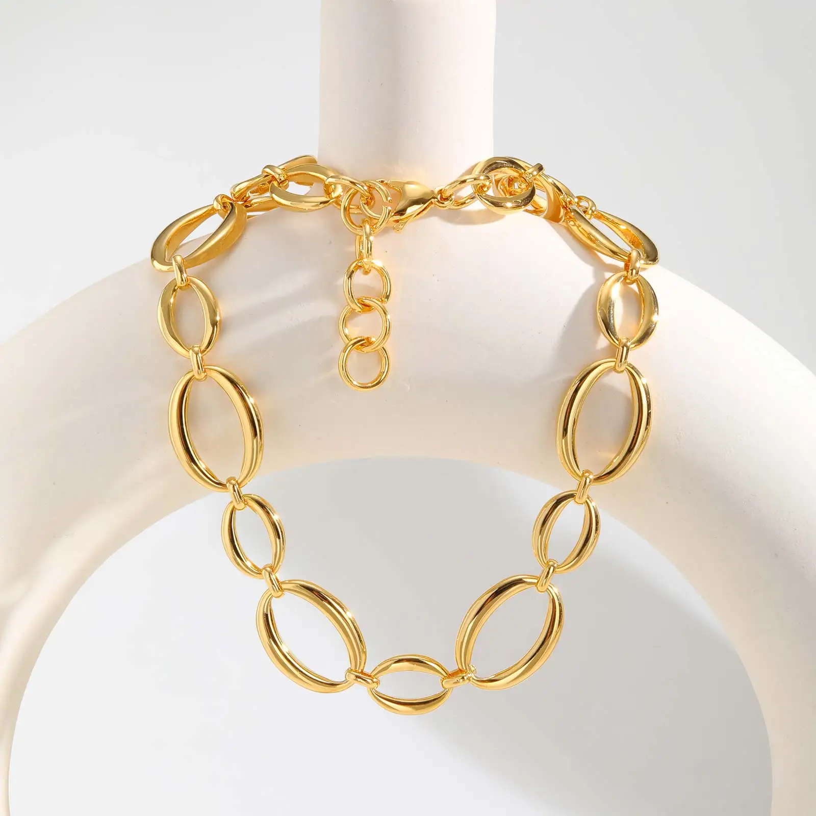 Collier à maillons épais en acier inoxydable pour femmes, collier ras du cou à chaîne ovale épaisse plaqué or, bijoux minimalistes géométriques kf S0167fdc4328e4bd1941d109b4974c9cfC