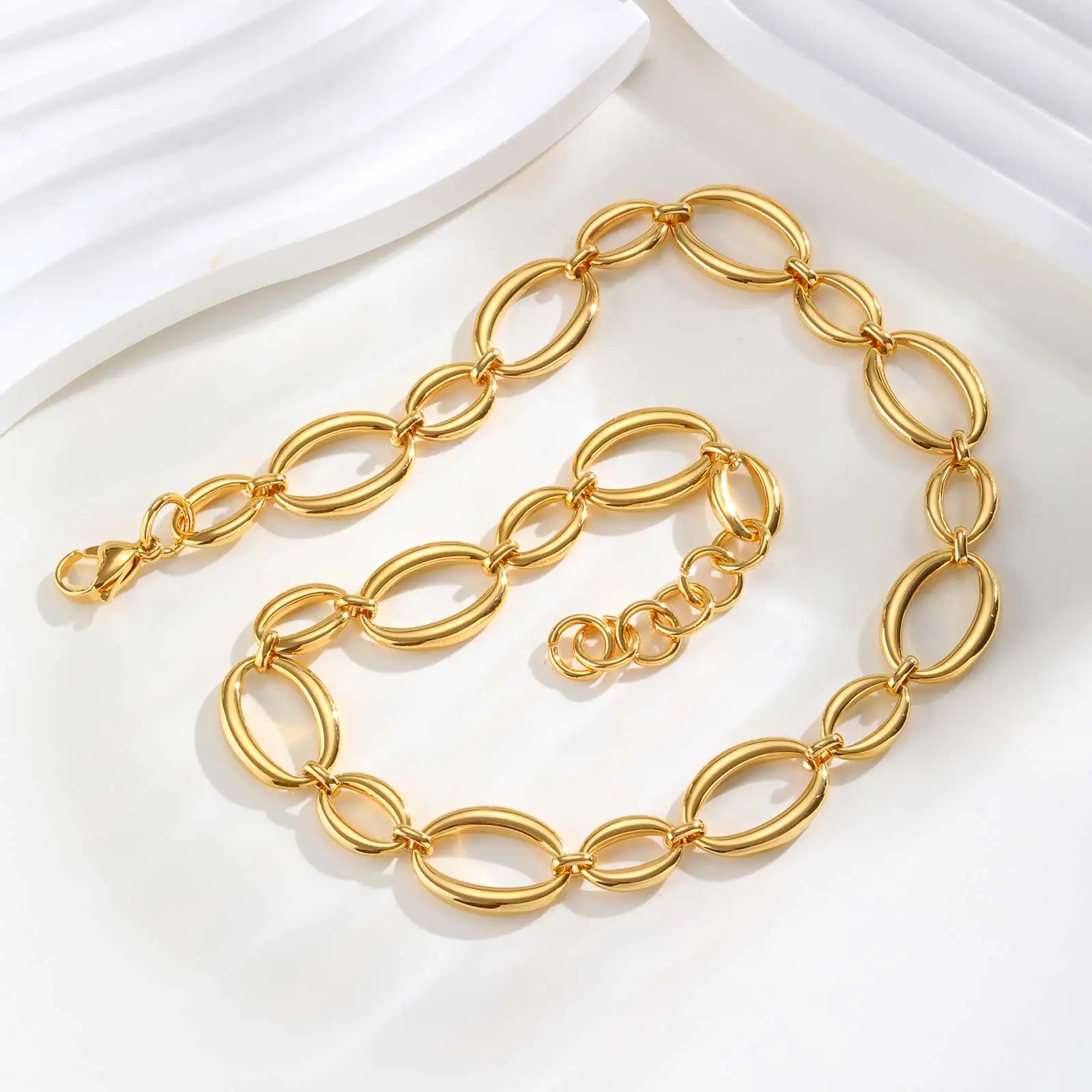 Collier à maillons épais en acier inoxydable pour femmes, collier ras du cou à chaîne ovale épaisse plaqué or, bijoux minimalistes géométriques kf S38156adfb9544171a58acfdacc293769z