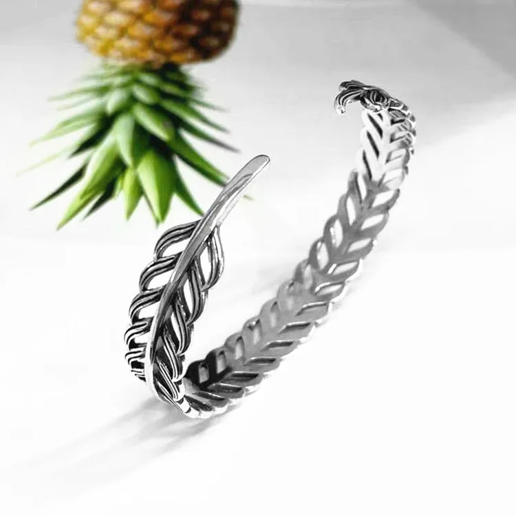 Bracelets à feuilles creuses de personnalité créative, bijoux en argent Sterling 925, rétro, plume, ouverture exquise, TYB127, nouvelle collection kf Sc8b9a8a12574454e812fb4122635196fc