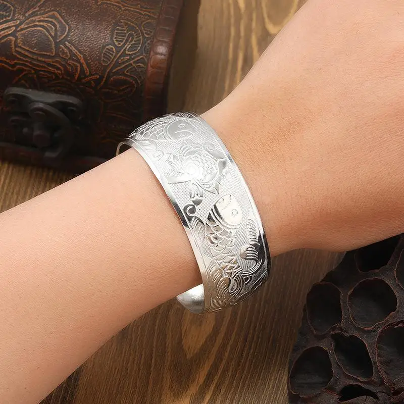 Nouveau Style ethnique bohème rétro argent large Bracelet pour femmes sculpté fleur ouverture à la mode Bracelet Boho Vintage bijoux kf Se37cba5d308d48d485194df374d7ea39q